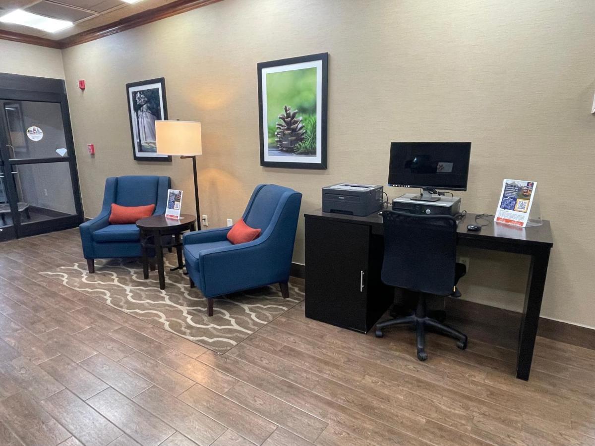 Comfort Inn Pinehurst - Southern Pines Exteriér fotografie